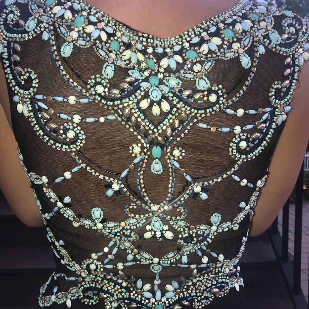 Prom dress - Picture 5 of 5